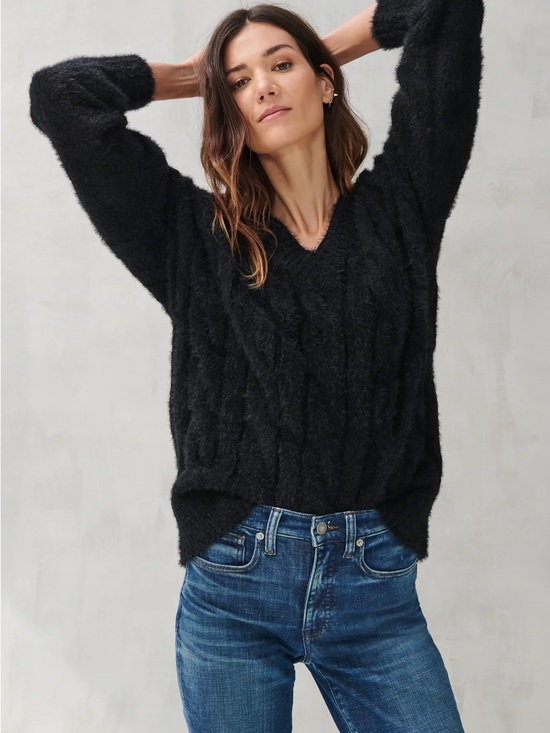 Lucky Brand Sweaters - Lucky Brand Black V-Neck Cable Knit Women's Sweater